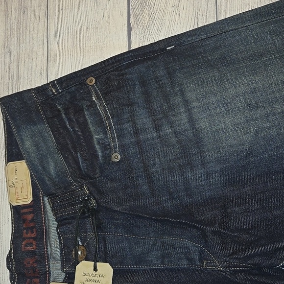 Tommy Hilfiger Men’s Rogar Regular Fit Jeans Dark Wash Size 36 x 32 NWT - Picture 4 of 12